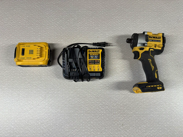 Dewalt dcf922 18v xr kompakt mutterdragare inkl batteri & laddare