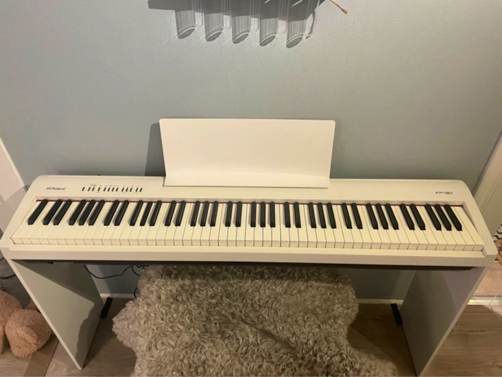 Roland sp-30 elpiano