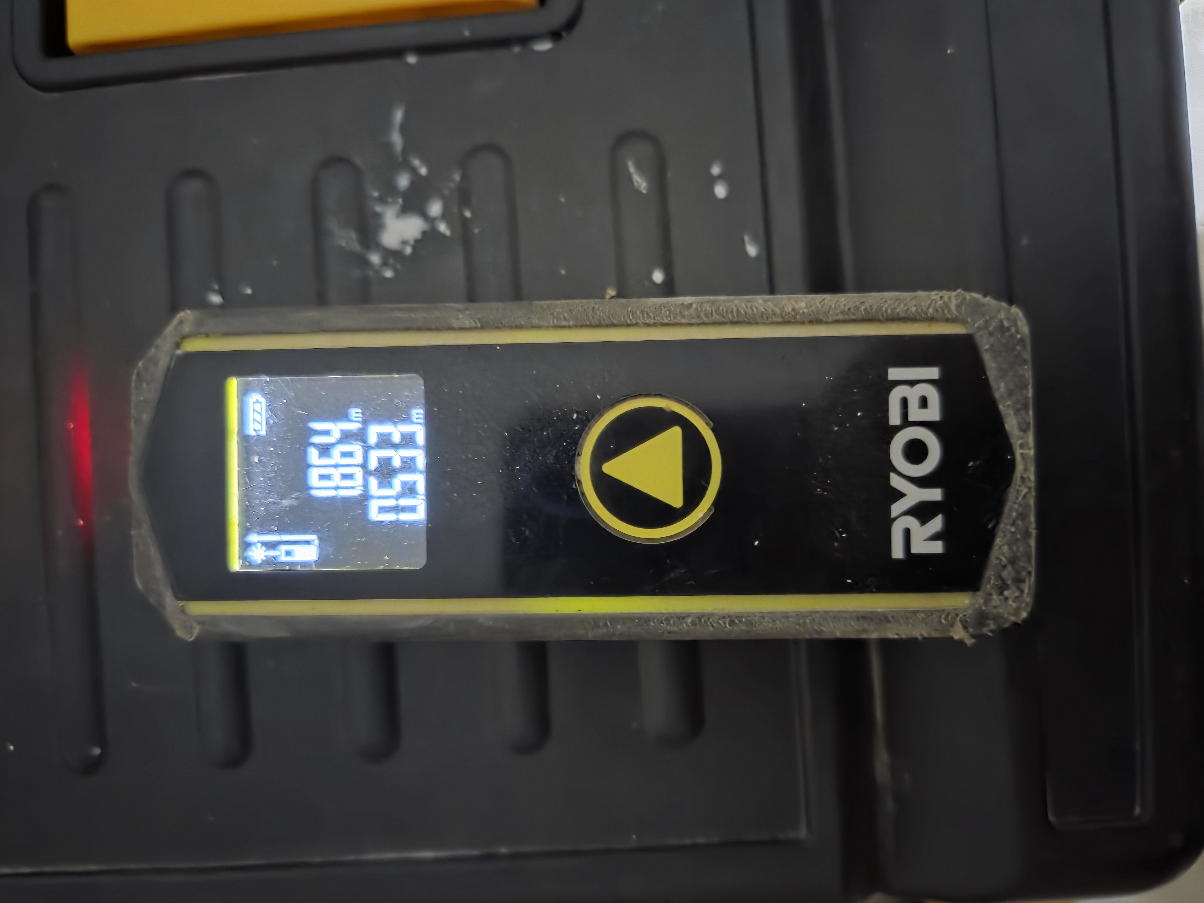 Laseravståndsmätare