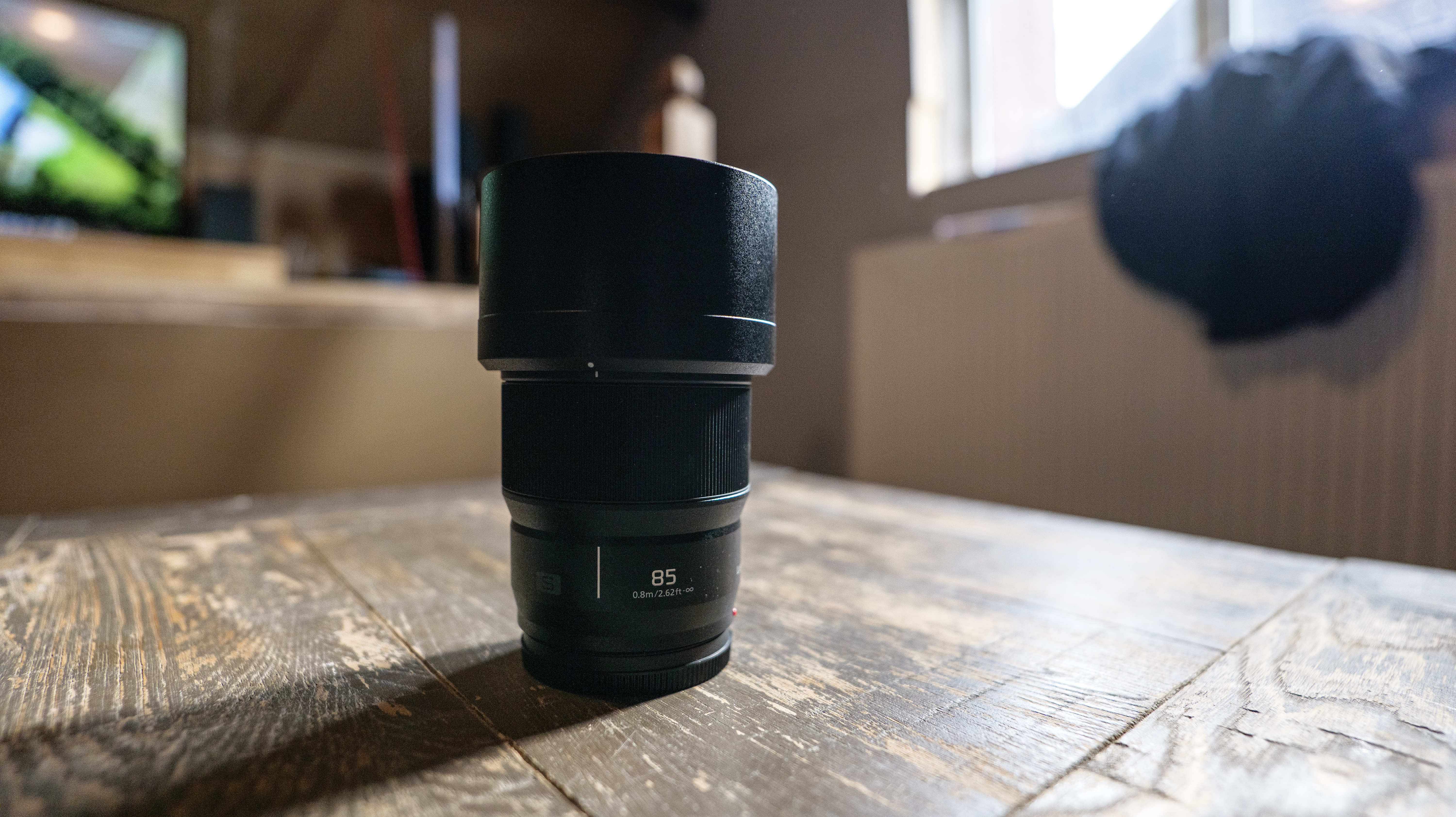 Lumix 85mm f1.8 lens