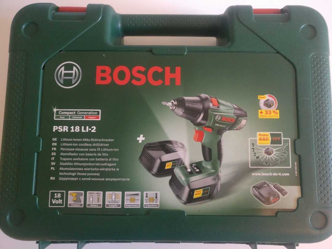 Sladdlös borrskruvdragare + borr och bitsset 