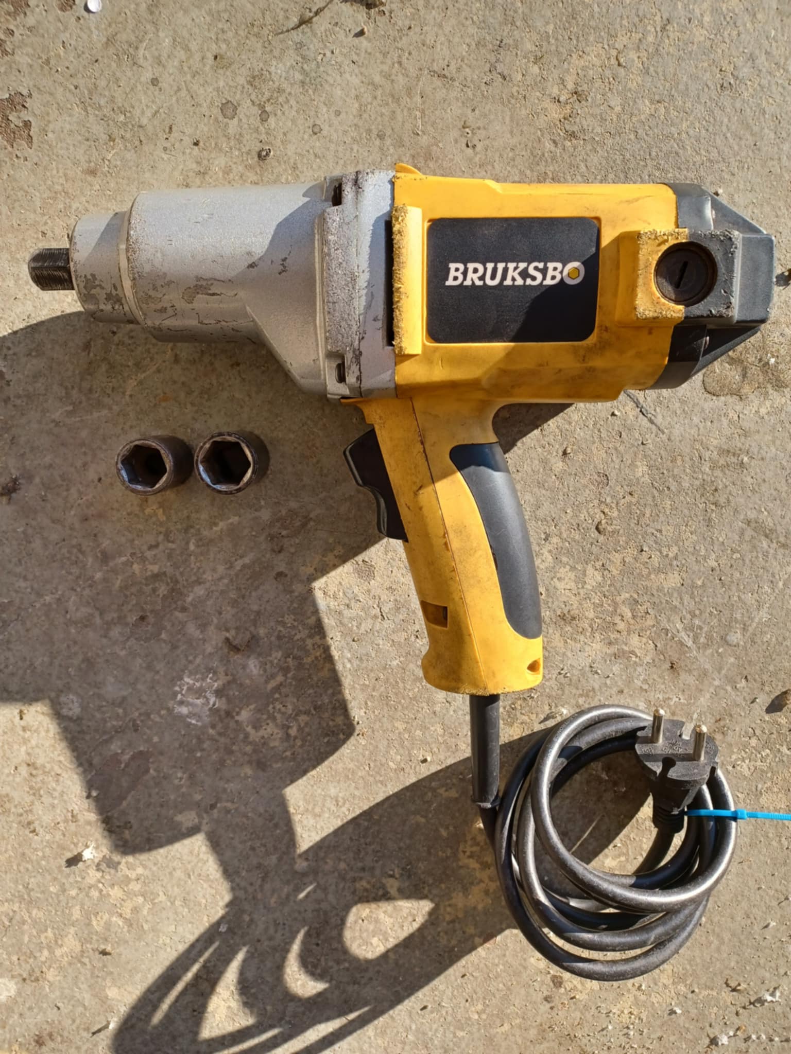 Bruksbo el‑muttermaskin – 17 & 19 mm