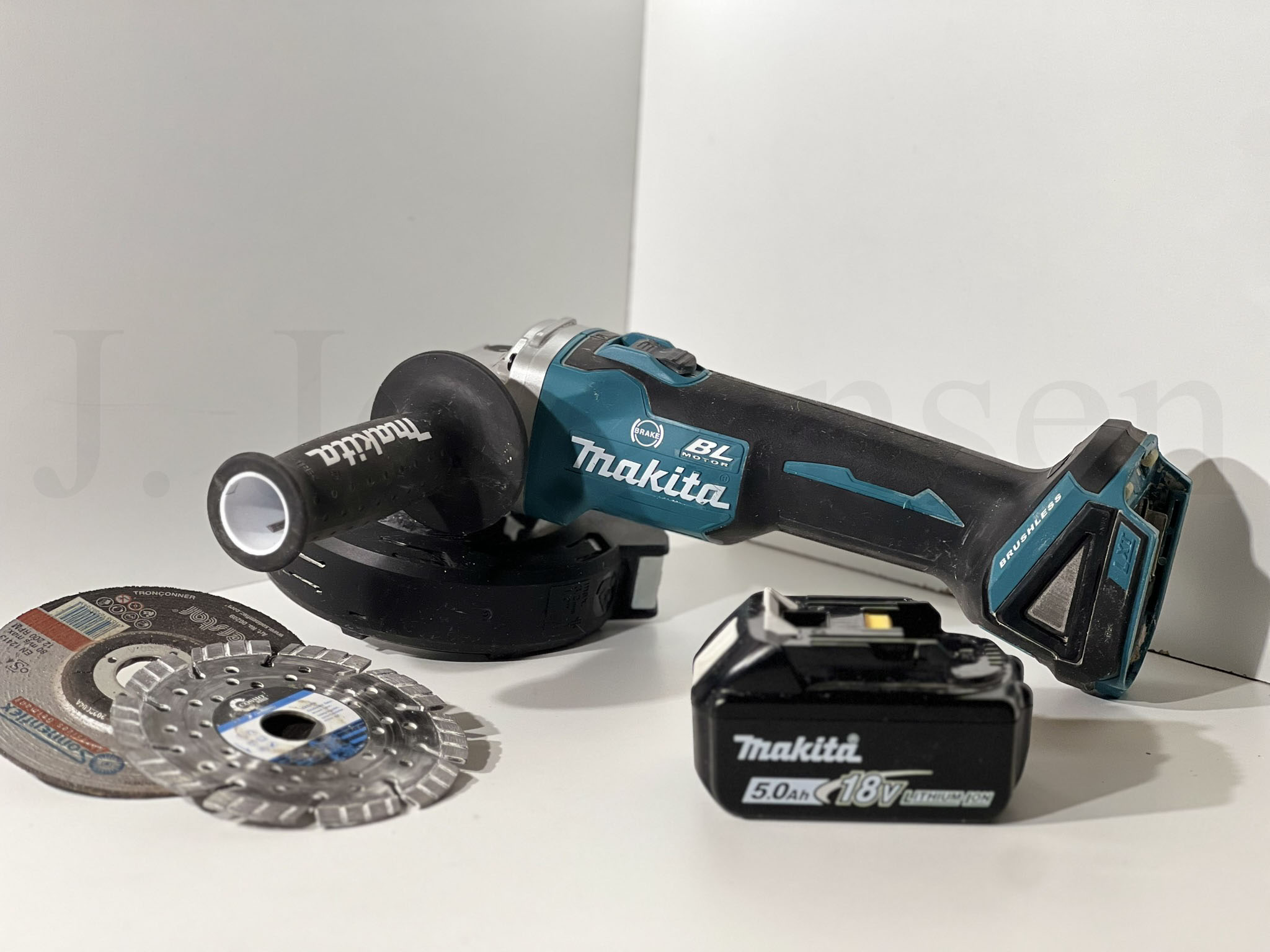 Makita  vinkelsliber ø125mm inkl. batteri 