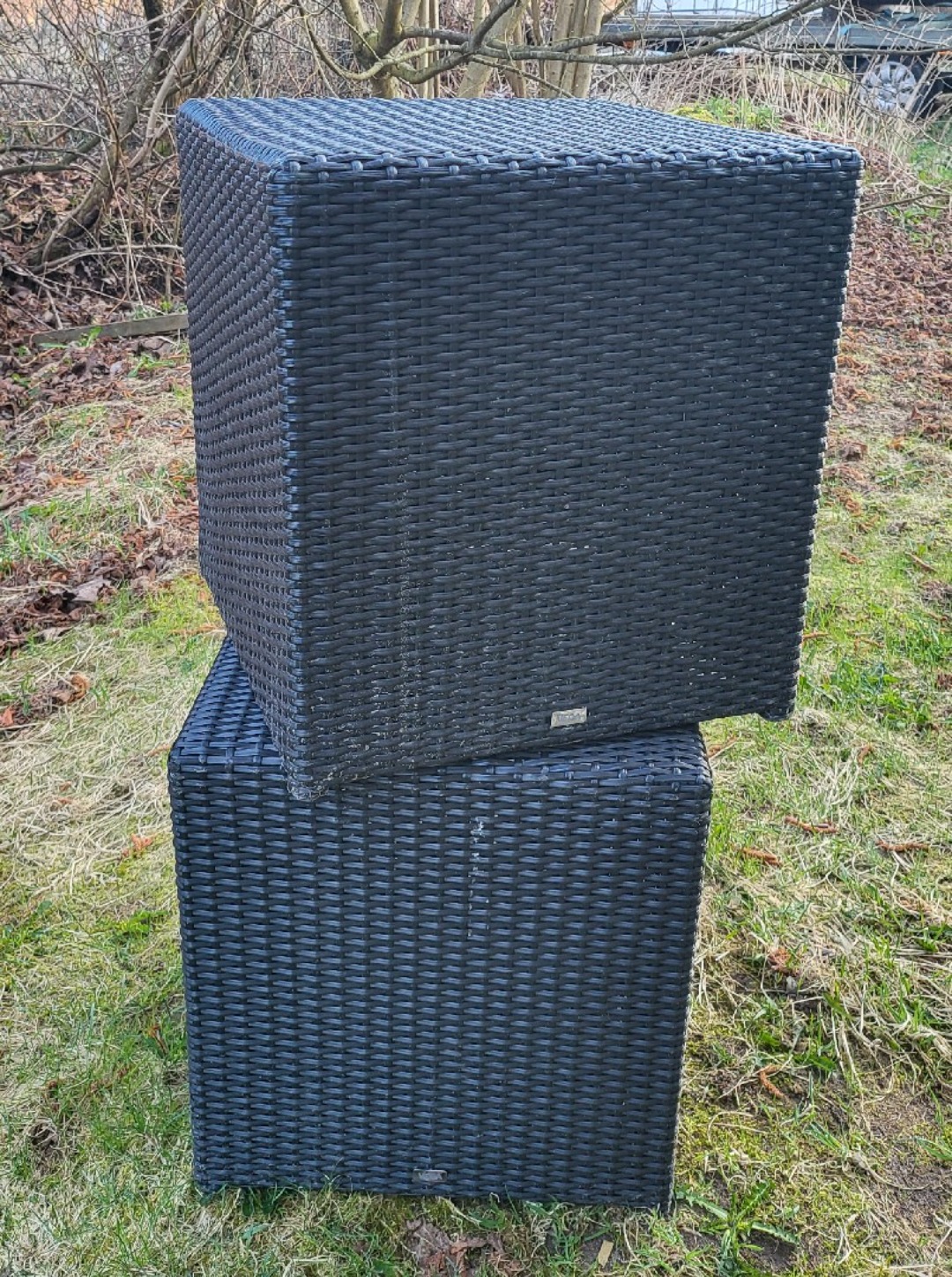 Sittpuffar i konst/plastrotting vega - 4st