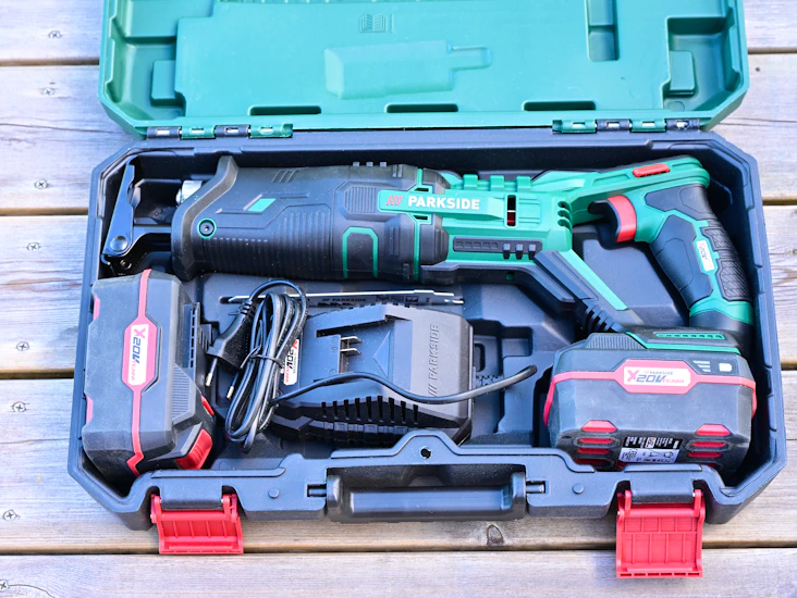 Parkside 20v tigersåg + laddare och batteri(er)