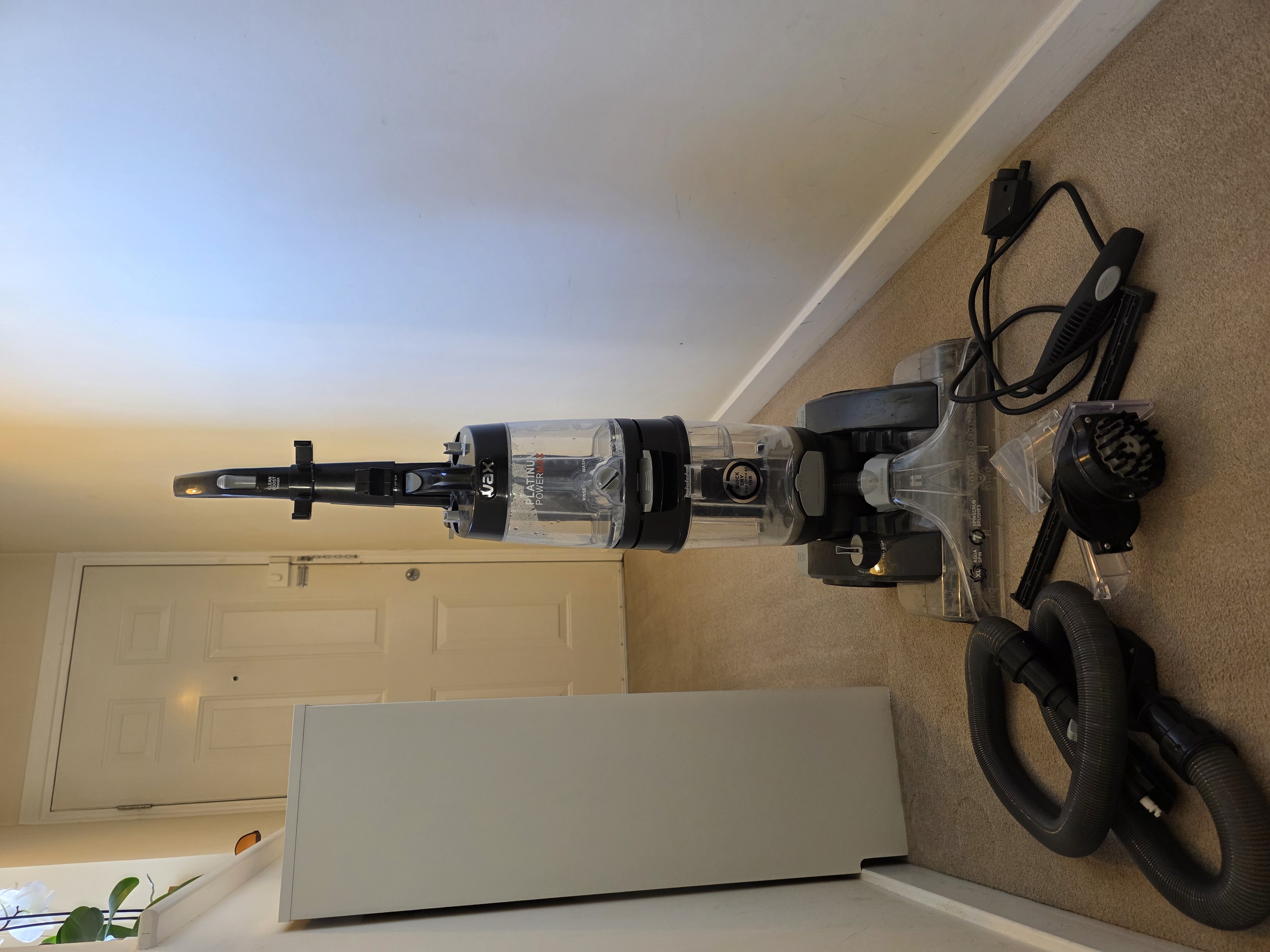 Professional carpet cleaner vax platinum powermax - deep clean your carpets - all attachments