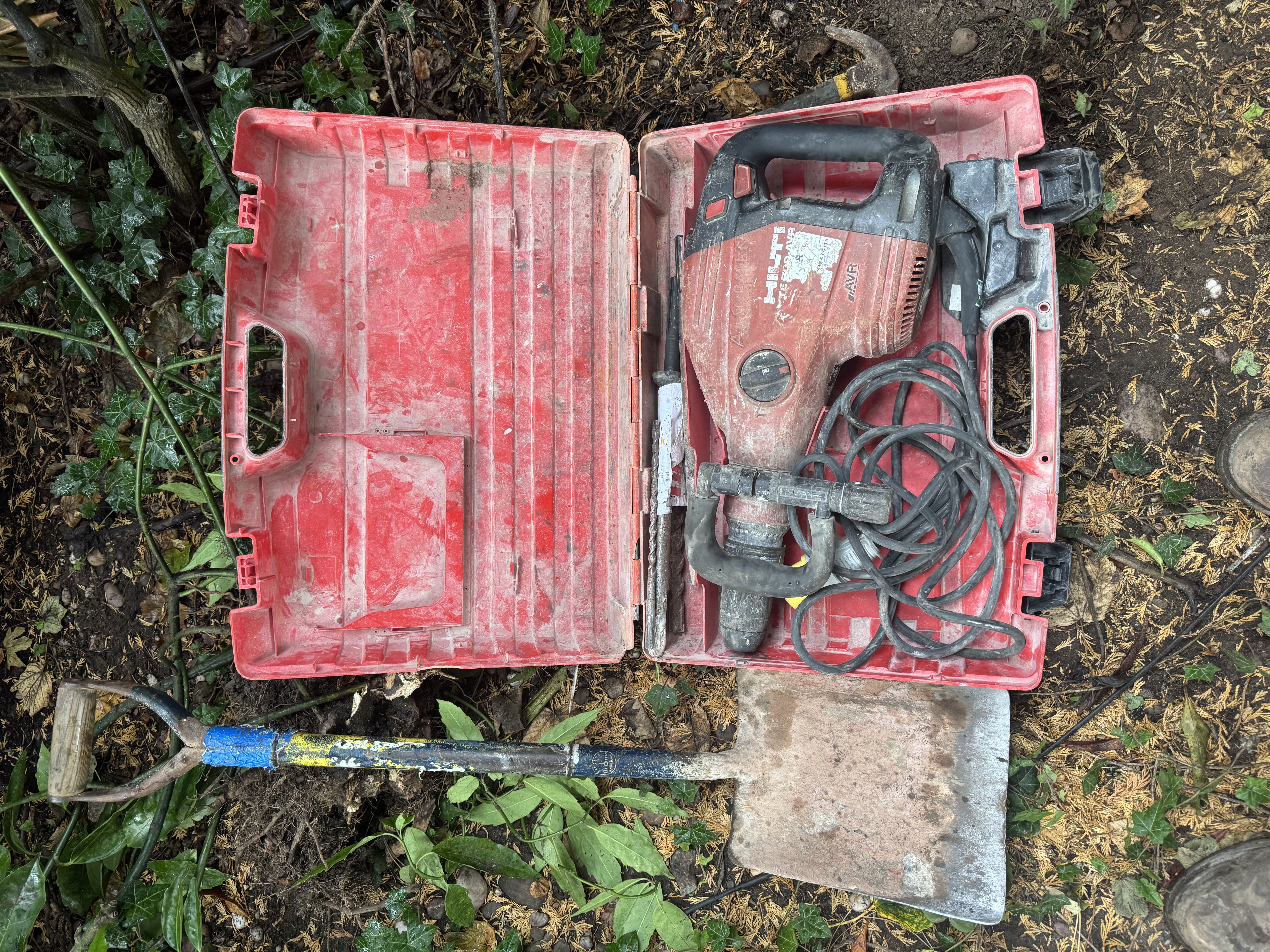 Hilti breaker