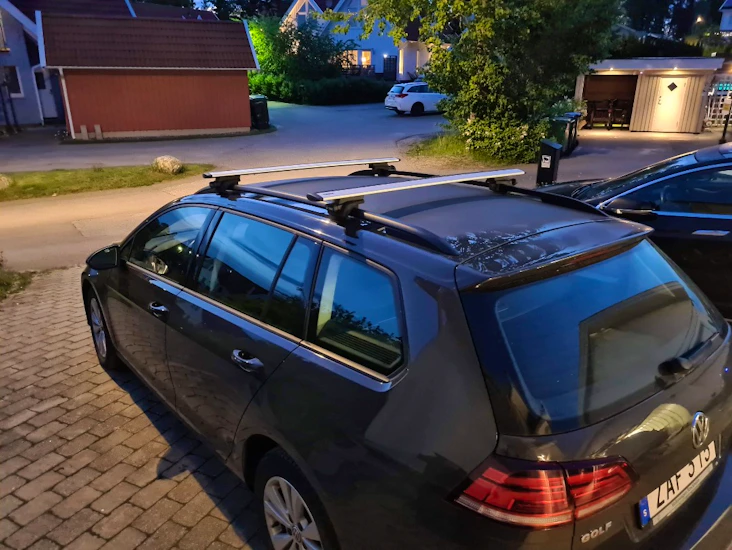 Thule wingbar, öppna rails
