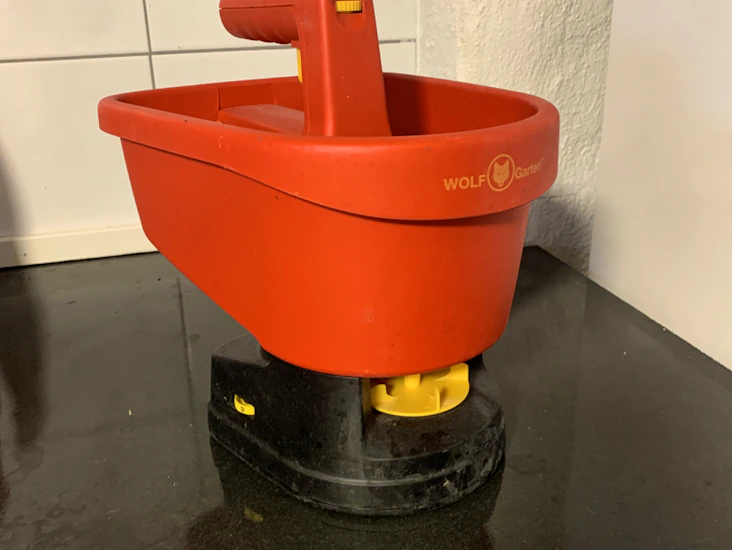 Wolf garten - batteridriven handspridare