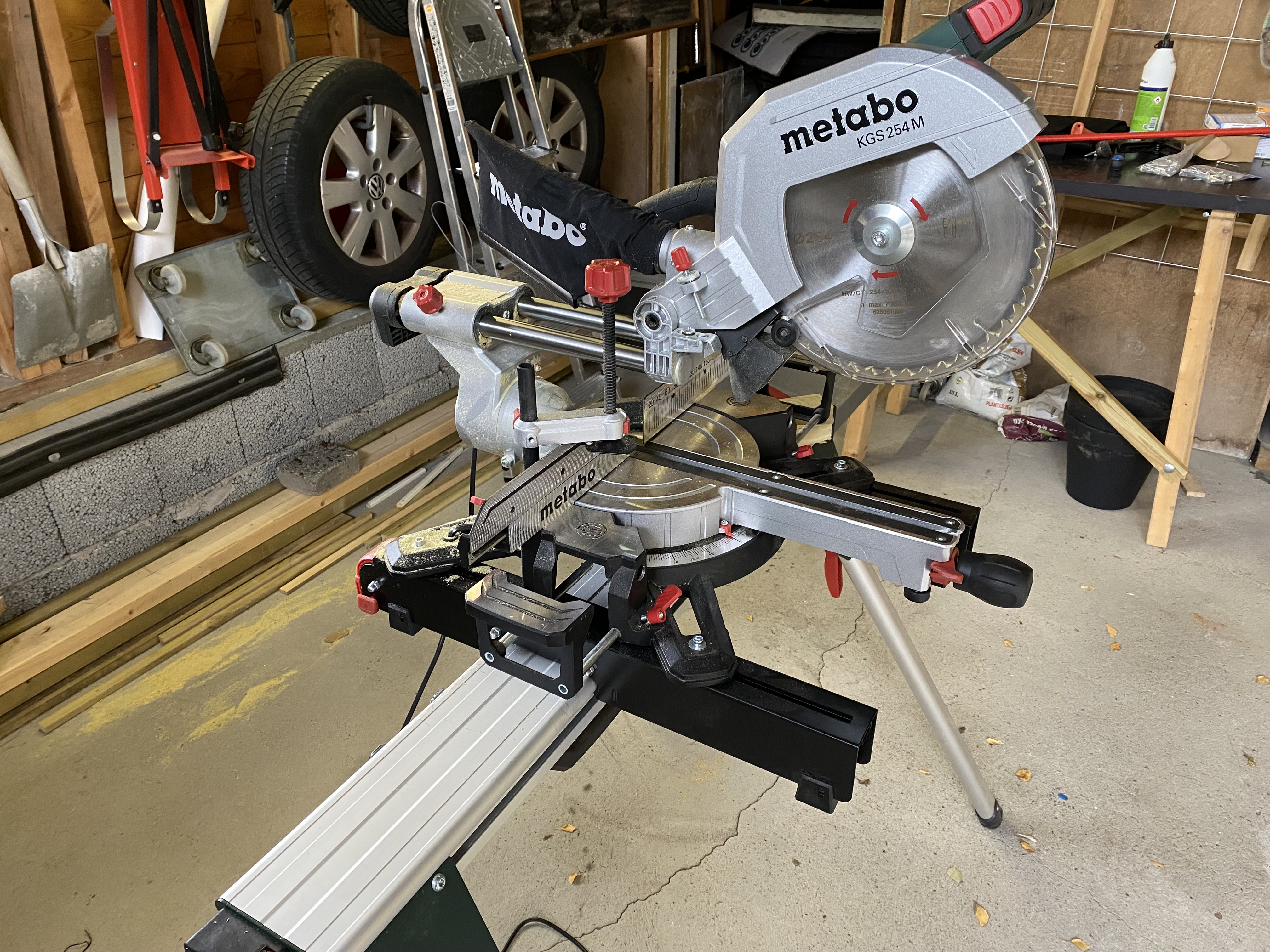 Kapp og gjærsag med stativ