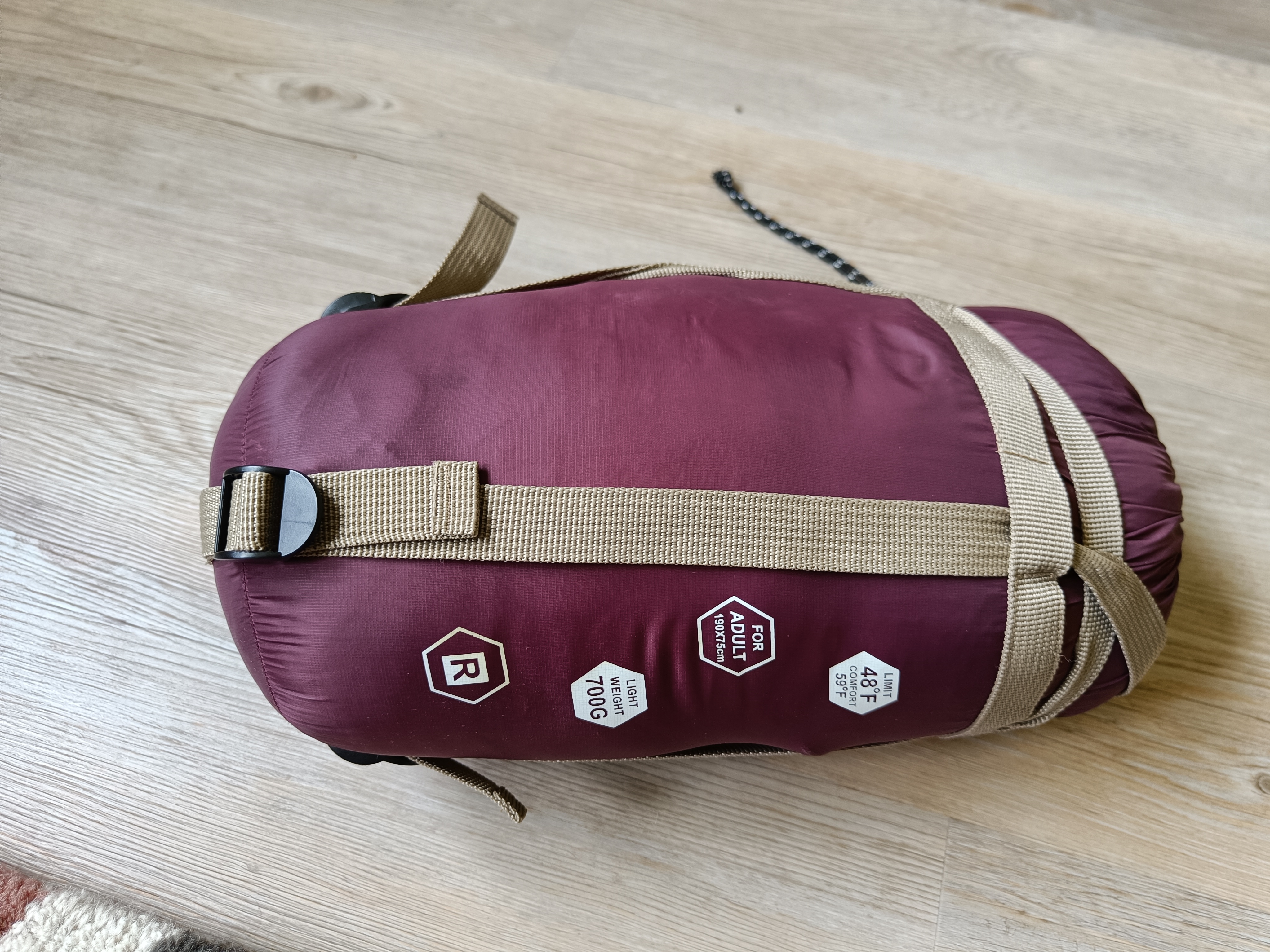Light sleeping bag