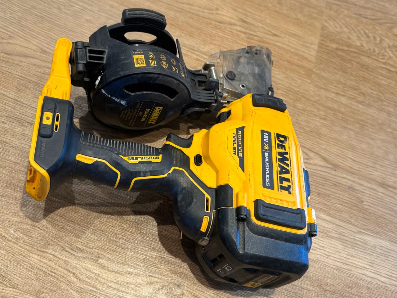 Dewalt pappspikpistol