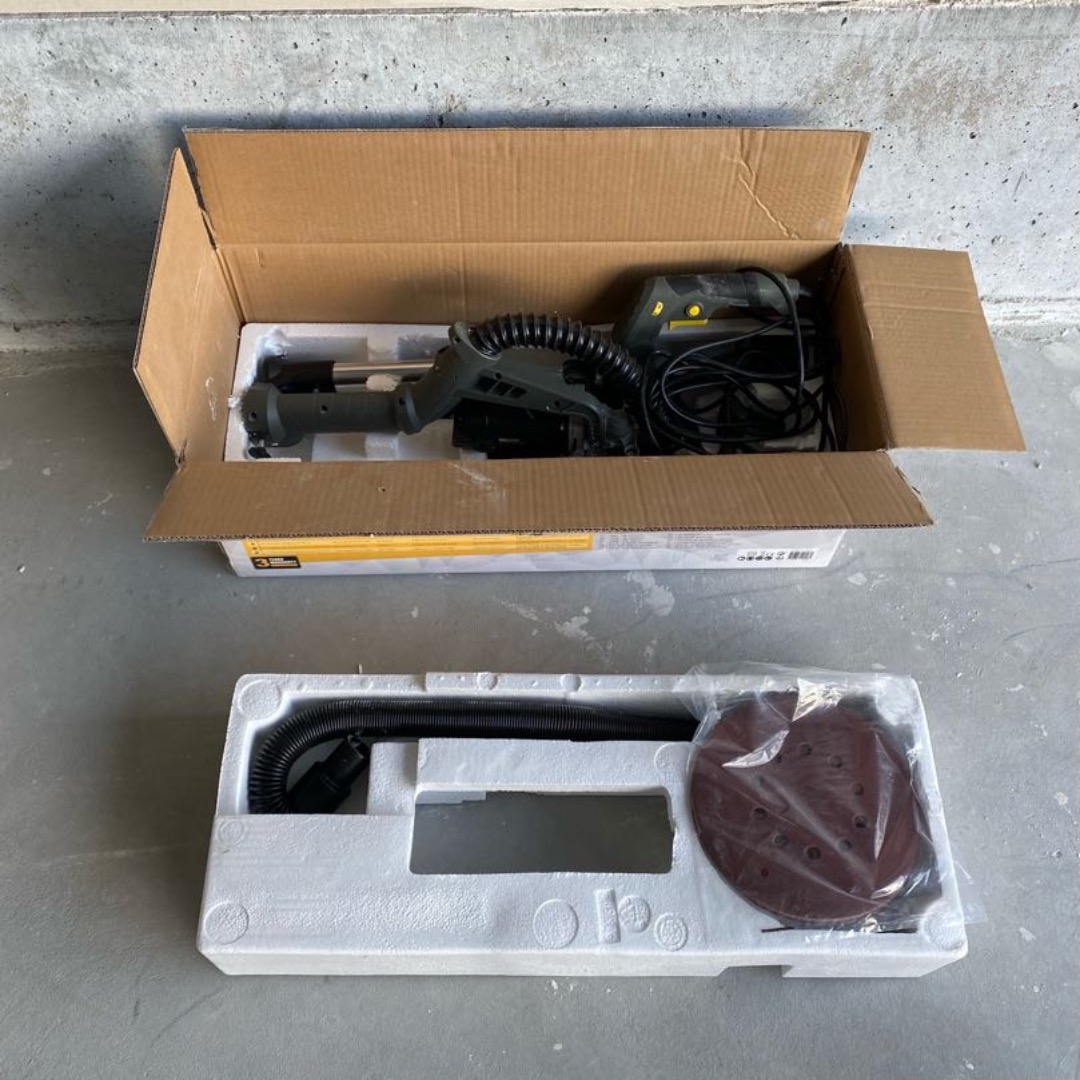 Tak- og veggsliper leies ut