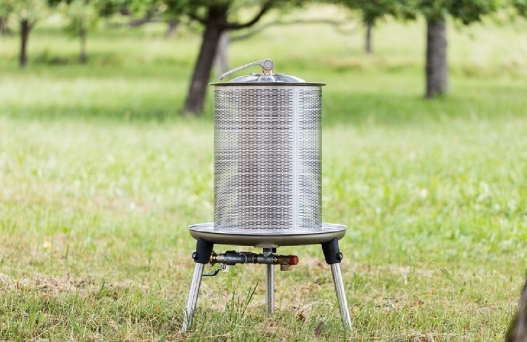 Fruktpress och elektrisk fruktkross