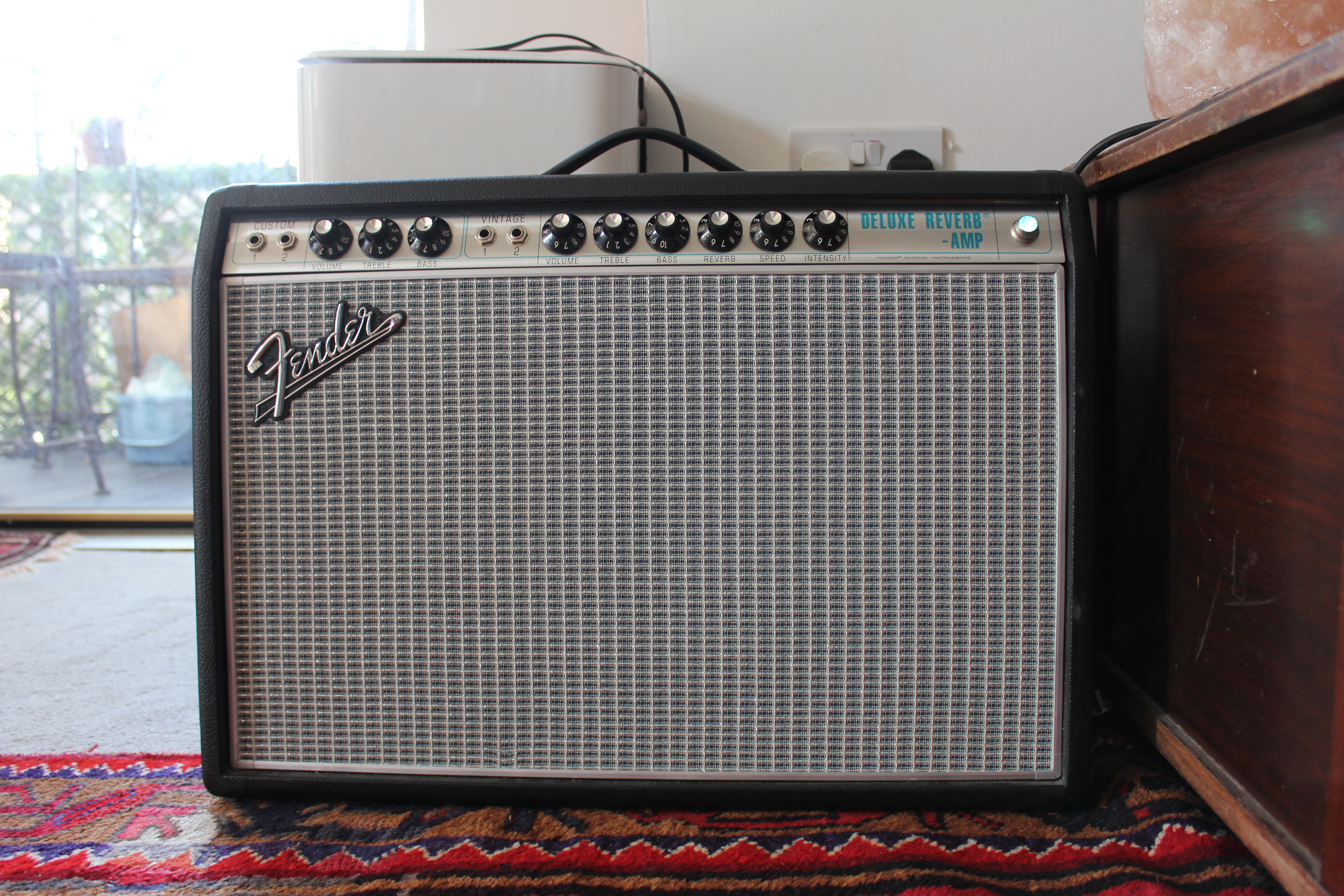 Fender '68 custom deluxe reverb guitar amplifier