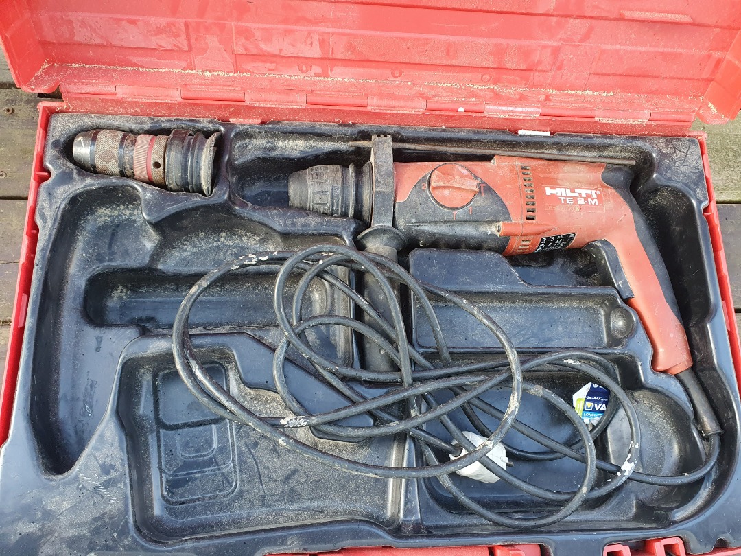 Hilti te-2m boremaskin.