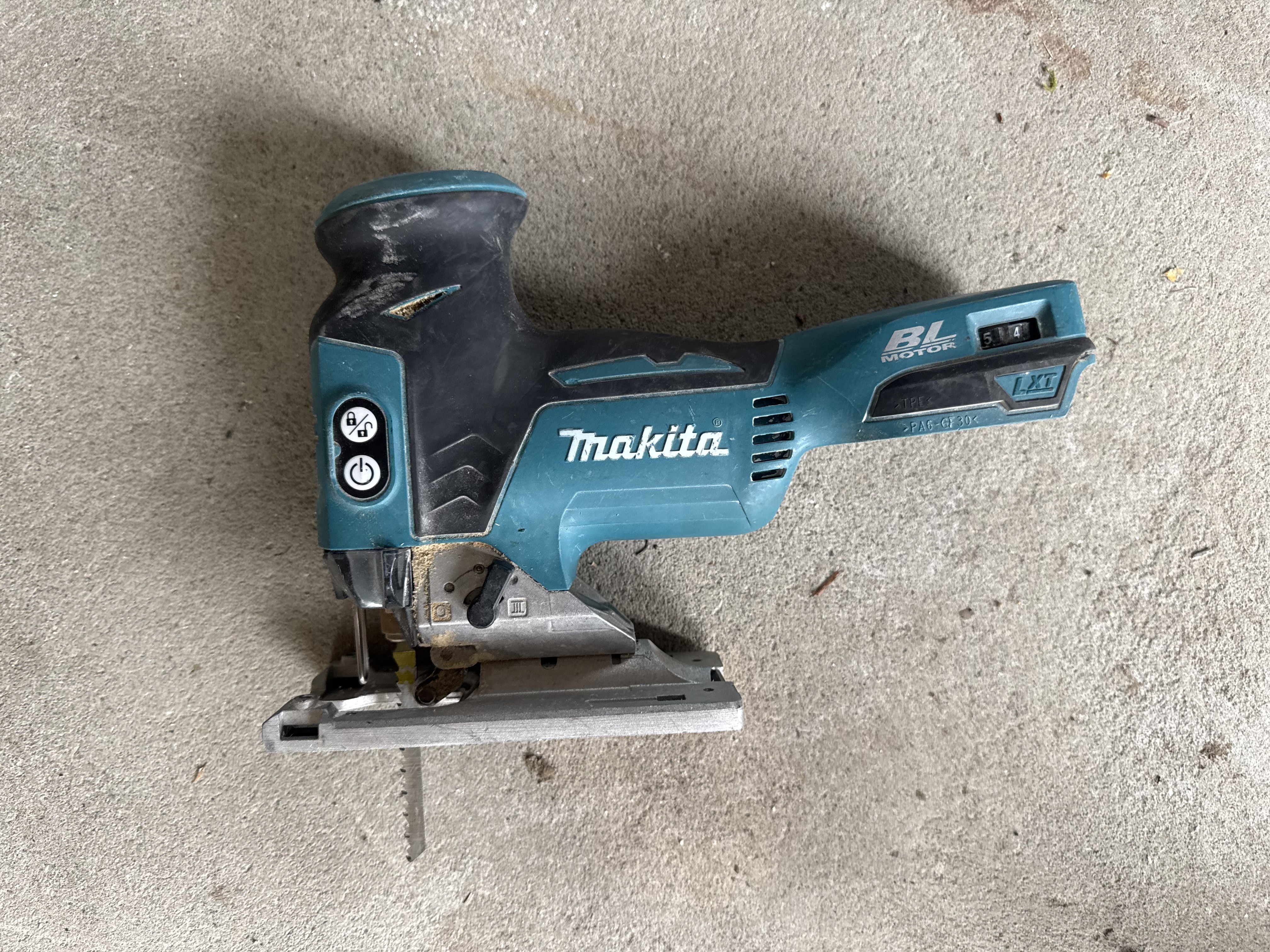 Makita stikksag