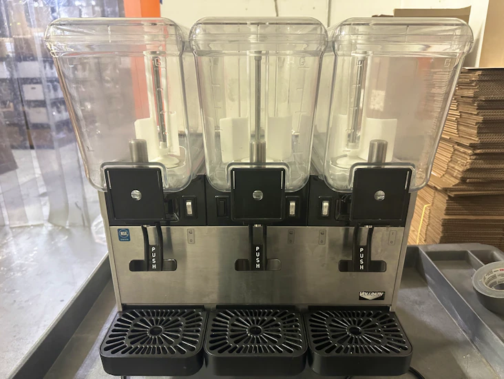 Refrigerated drink dispenser