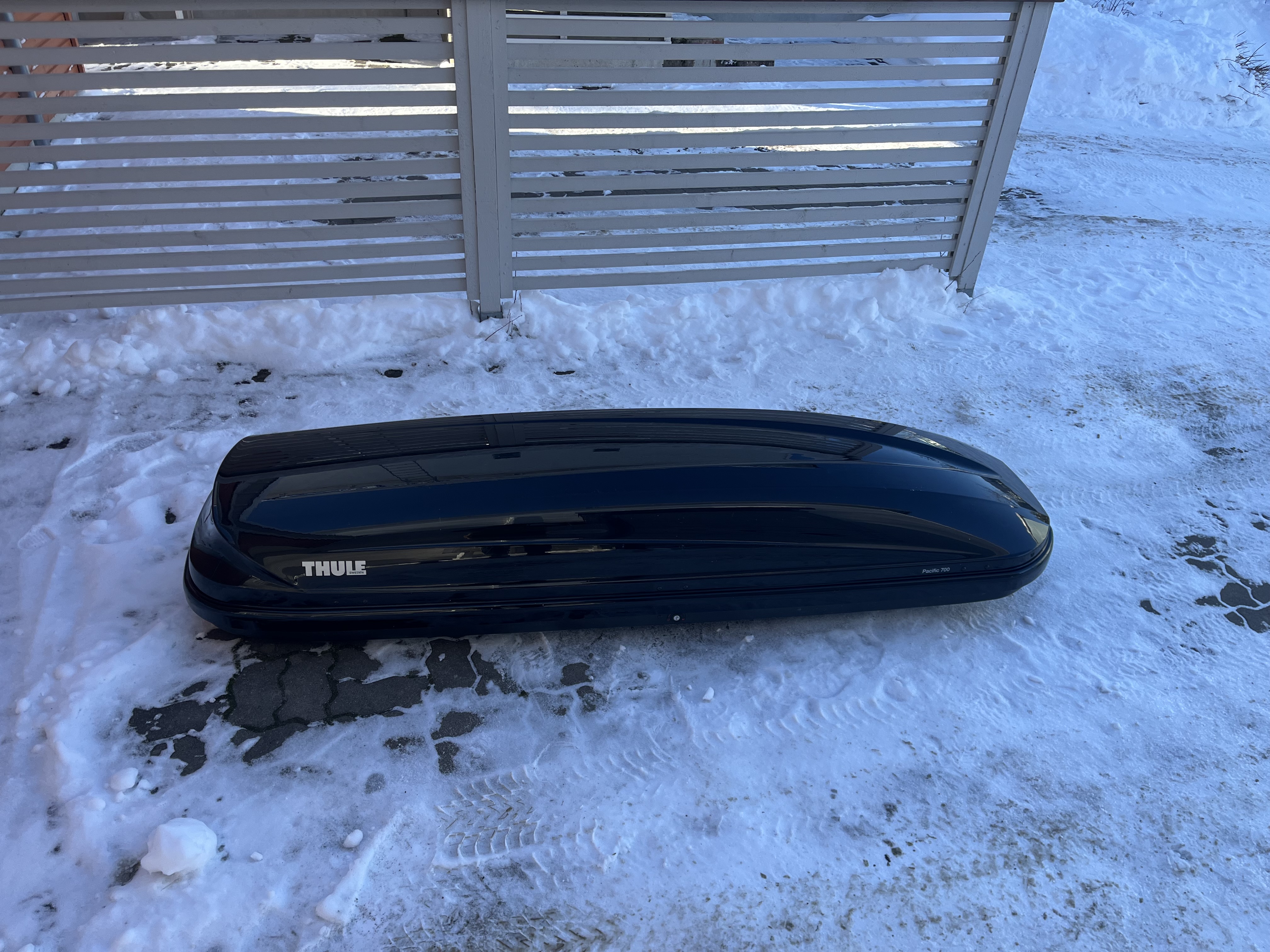 Thule pacific 700, 220cm
