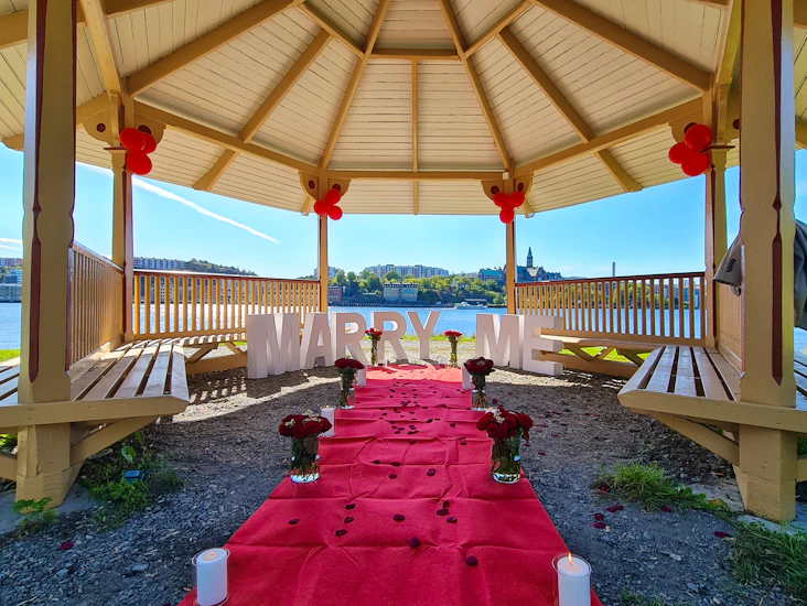 Marry me text och dekoration