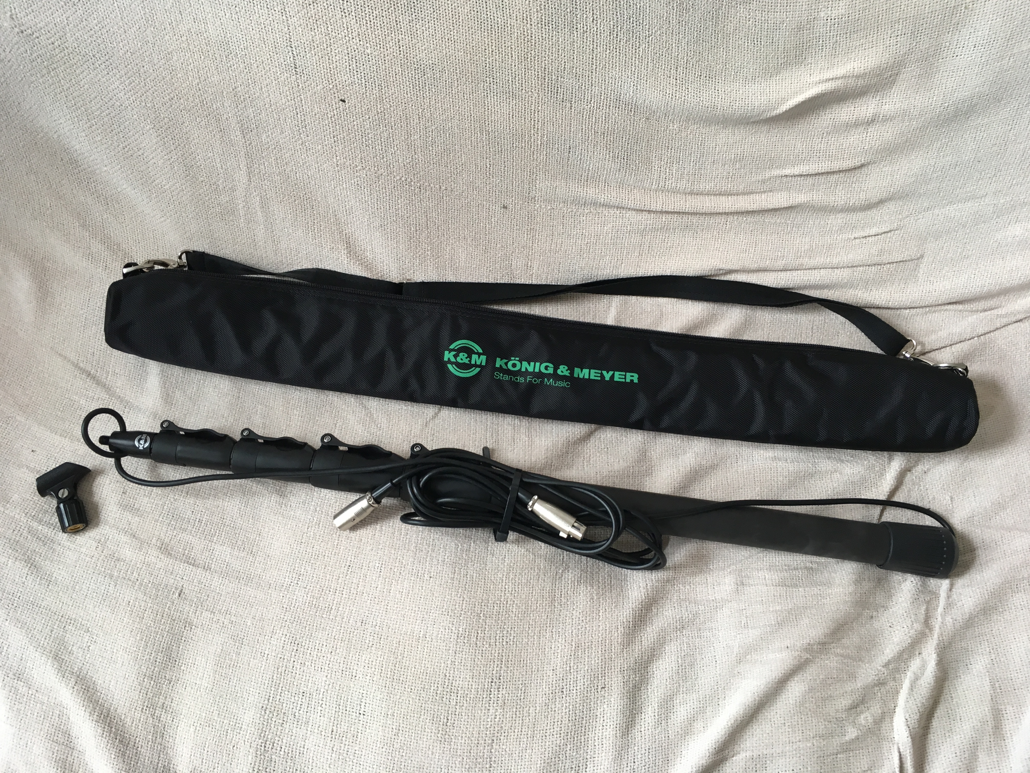 Carbon fibre boom pole 80cm- 2.9m with internal xlr cabling