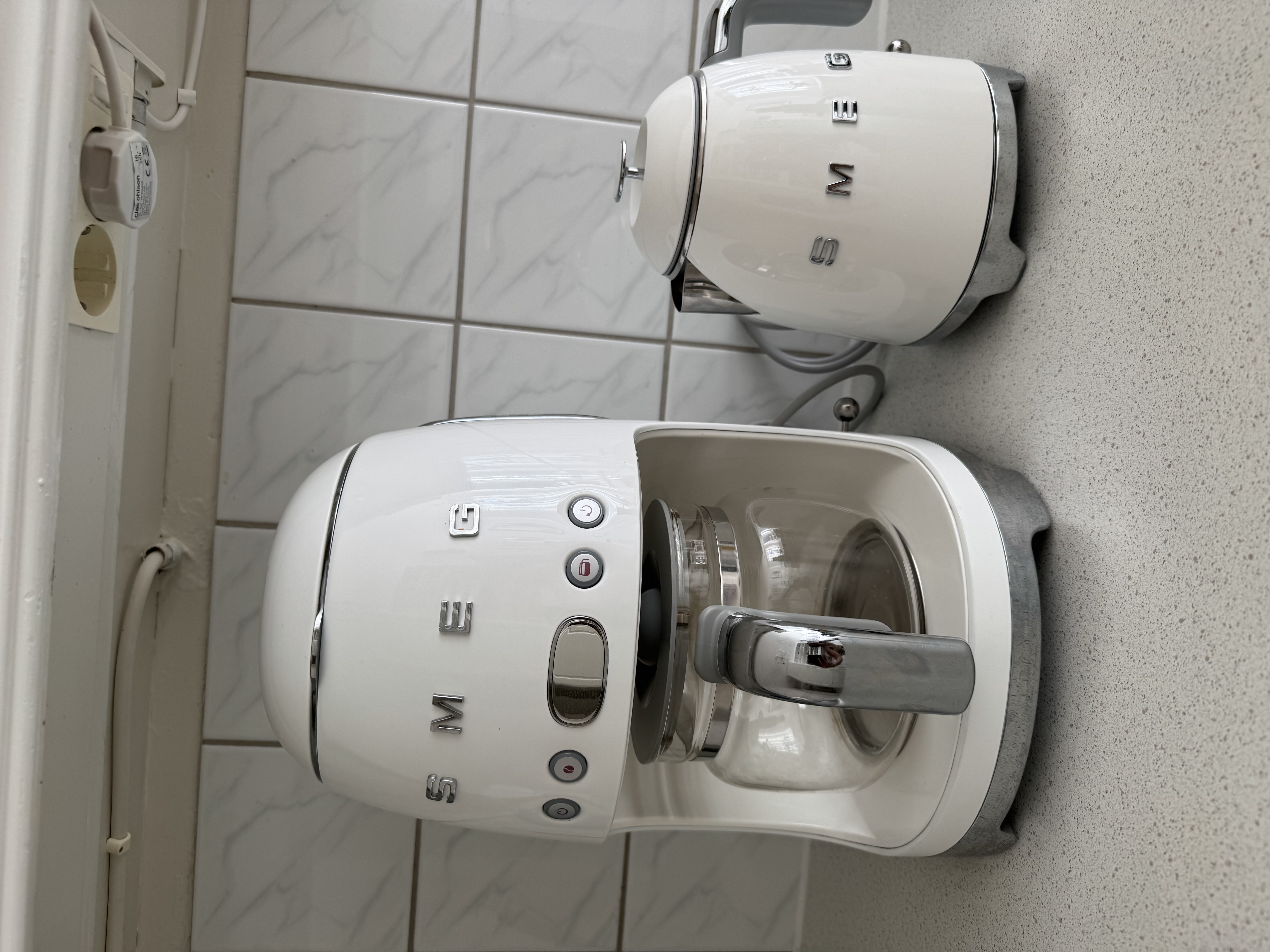 Smeg kaffebryggare och vattenkokare 