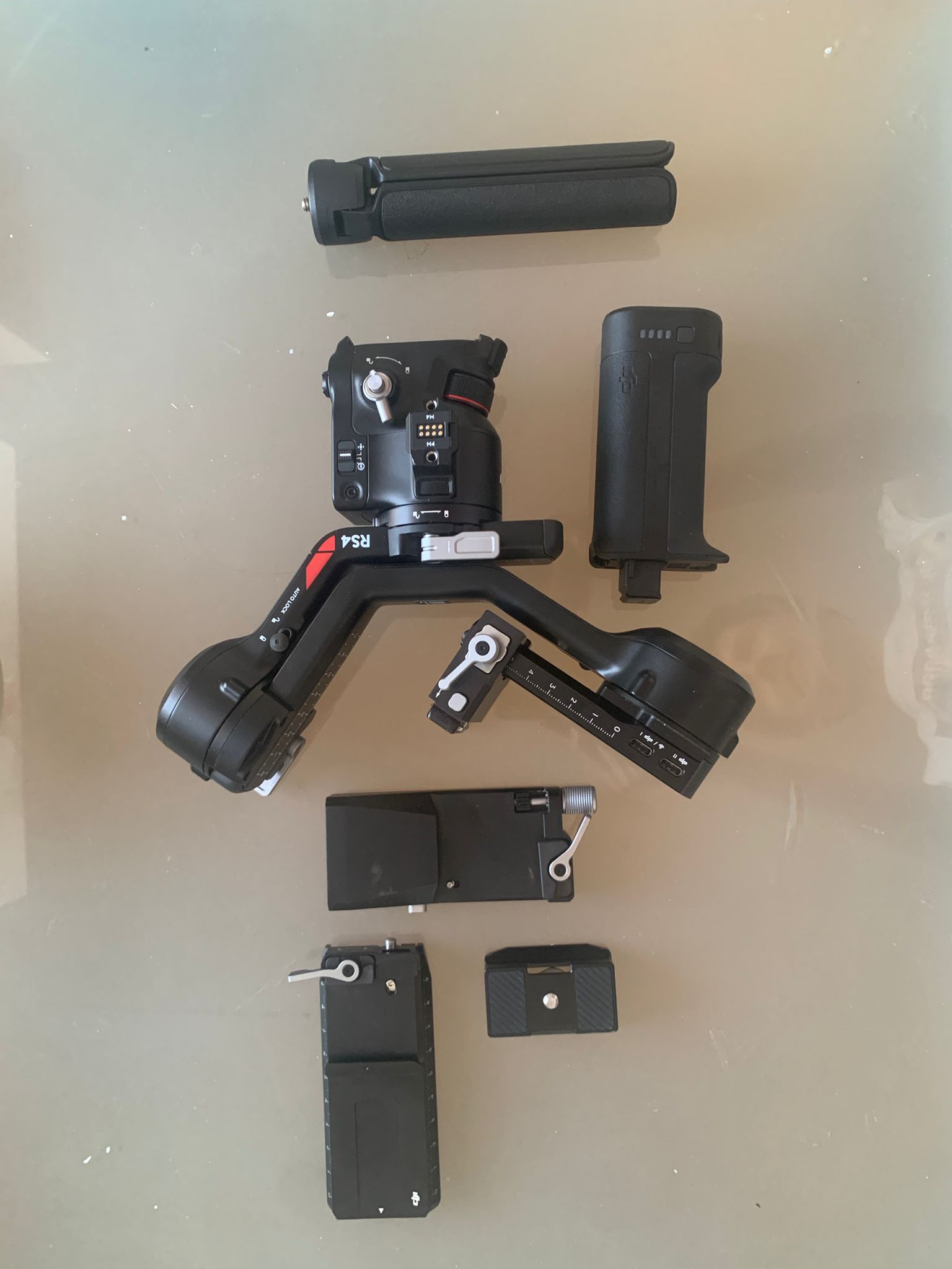 Dji  rs 4