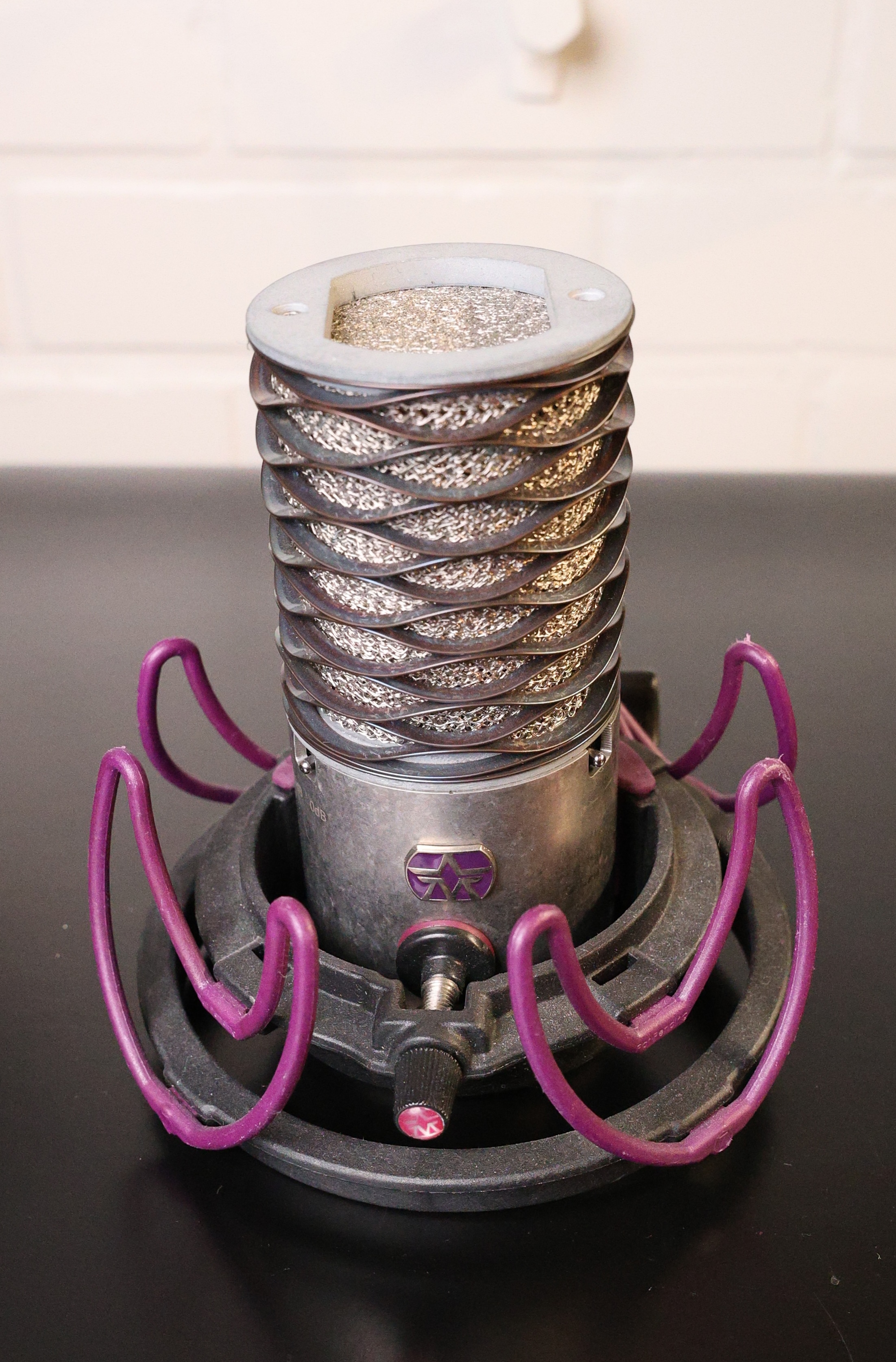 Aston origin condenser microphone / kondensaattorimikrofoni