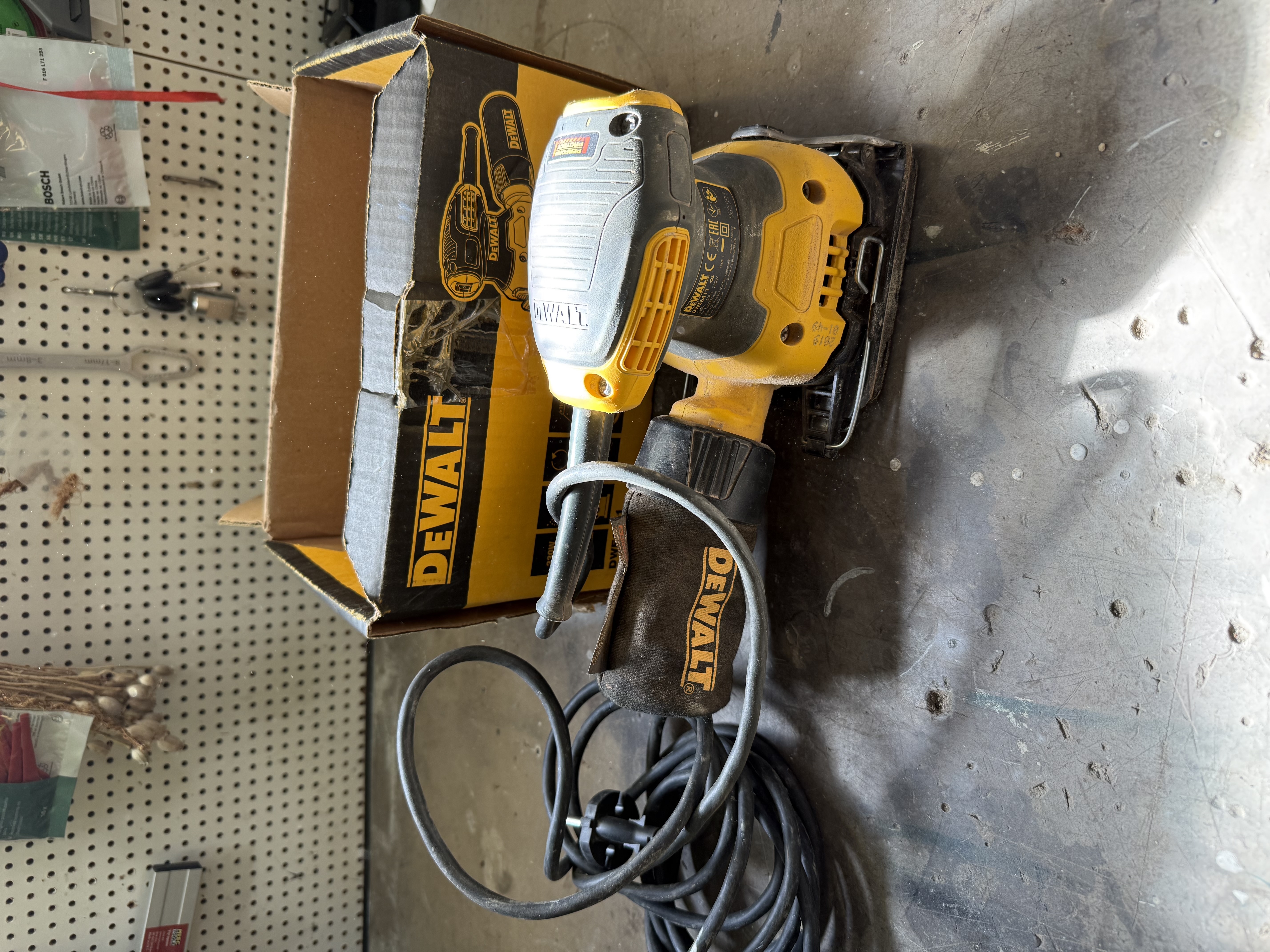 Dewalt slip dwe6411 qs
