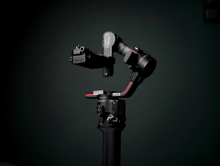 Dji rs2 pro combo kit