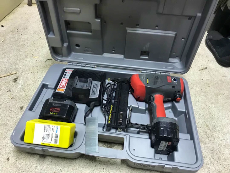 Senco batteridriven spikpistol