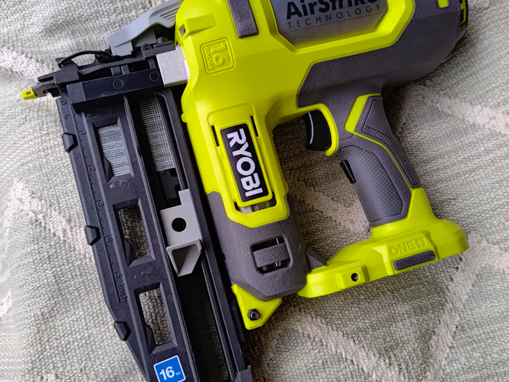 Spikpistol/dyckertpistol