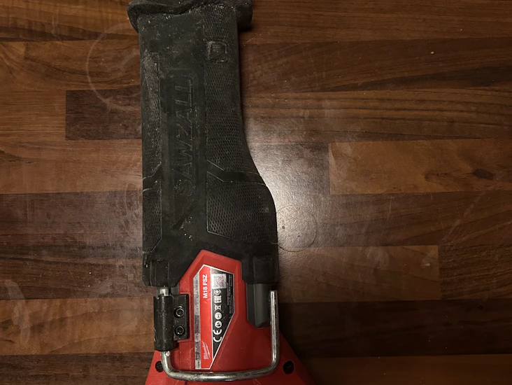 Milwaukee bajonetsav