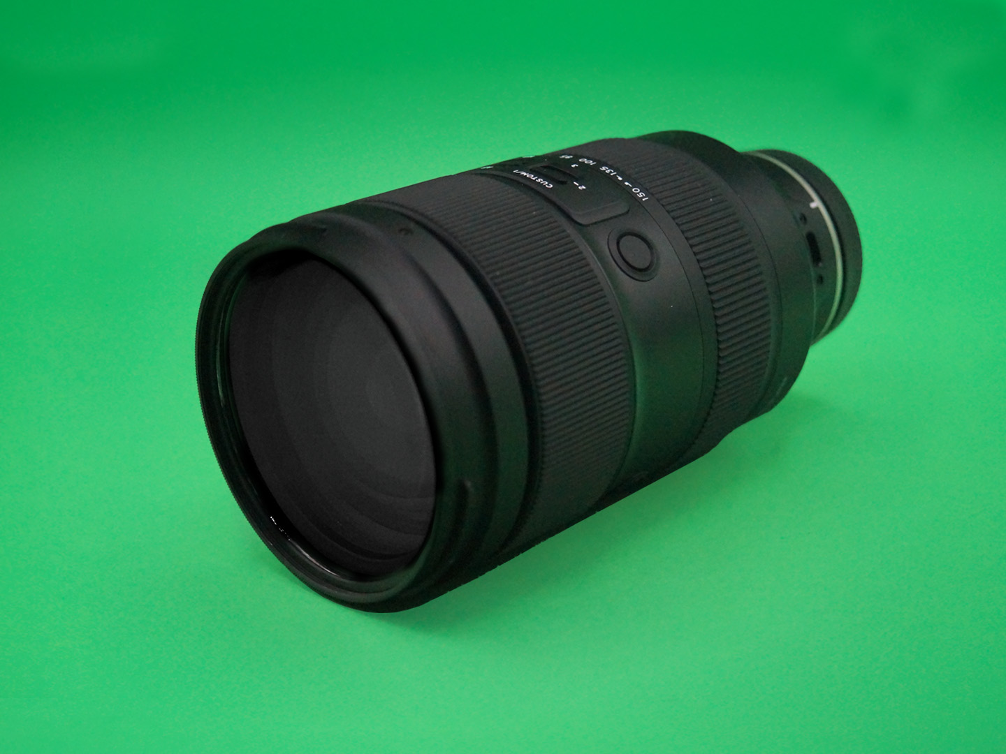 Tamron 35 - 150mm f2.0 - 2.8 di iii