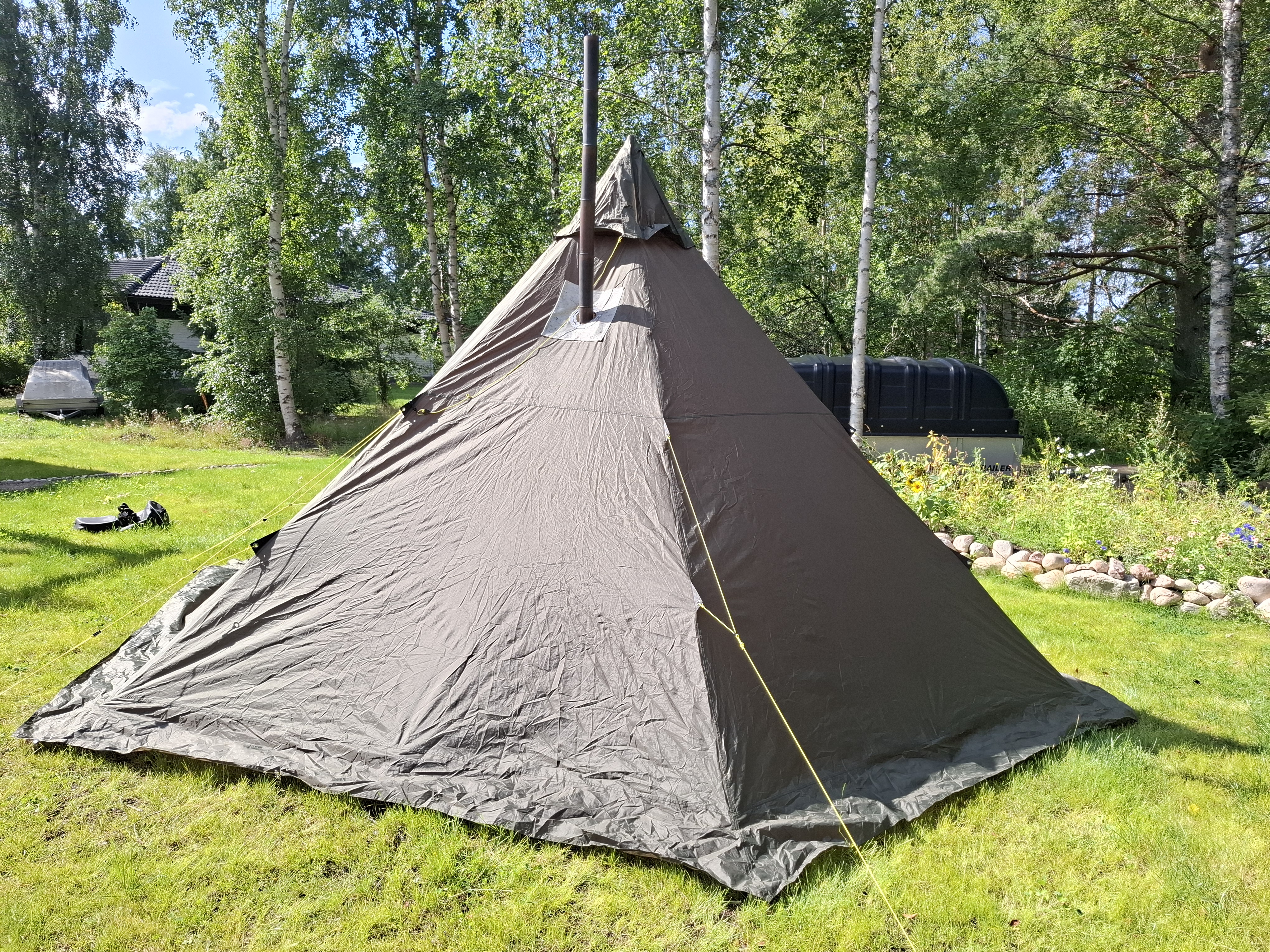 Kotateltta ja kamiina