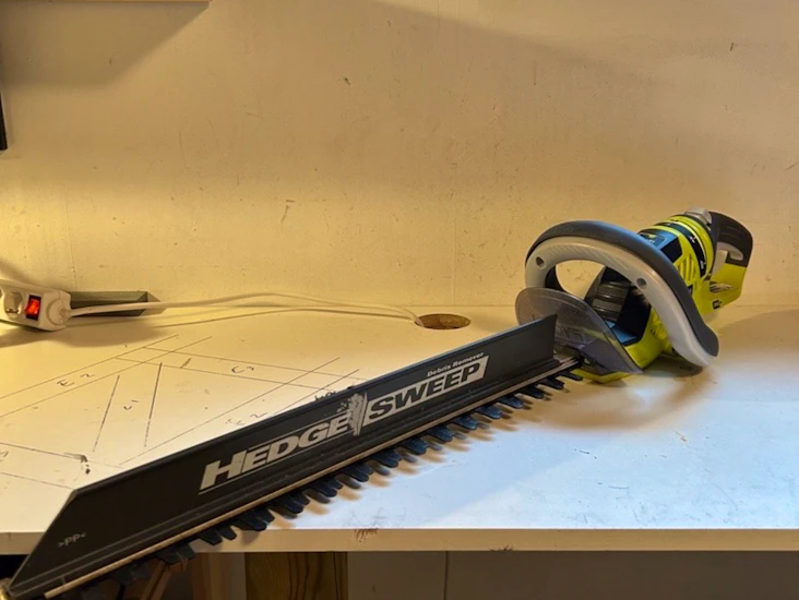 Ryobi batteri häcksax