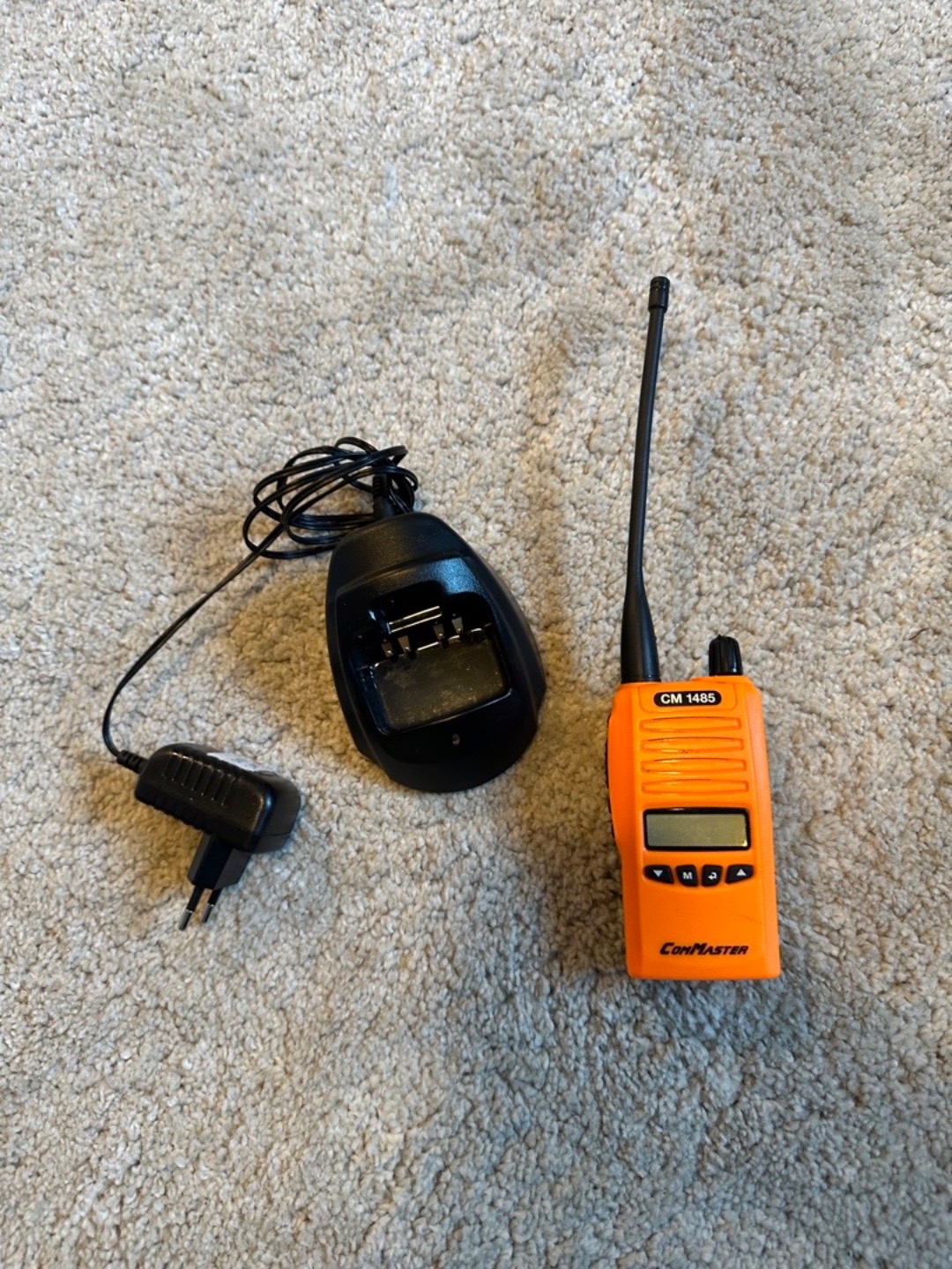 Commaster cm1485 jaktradio