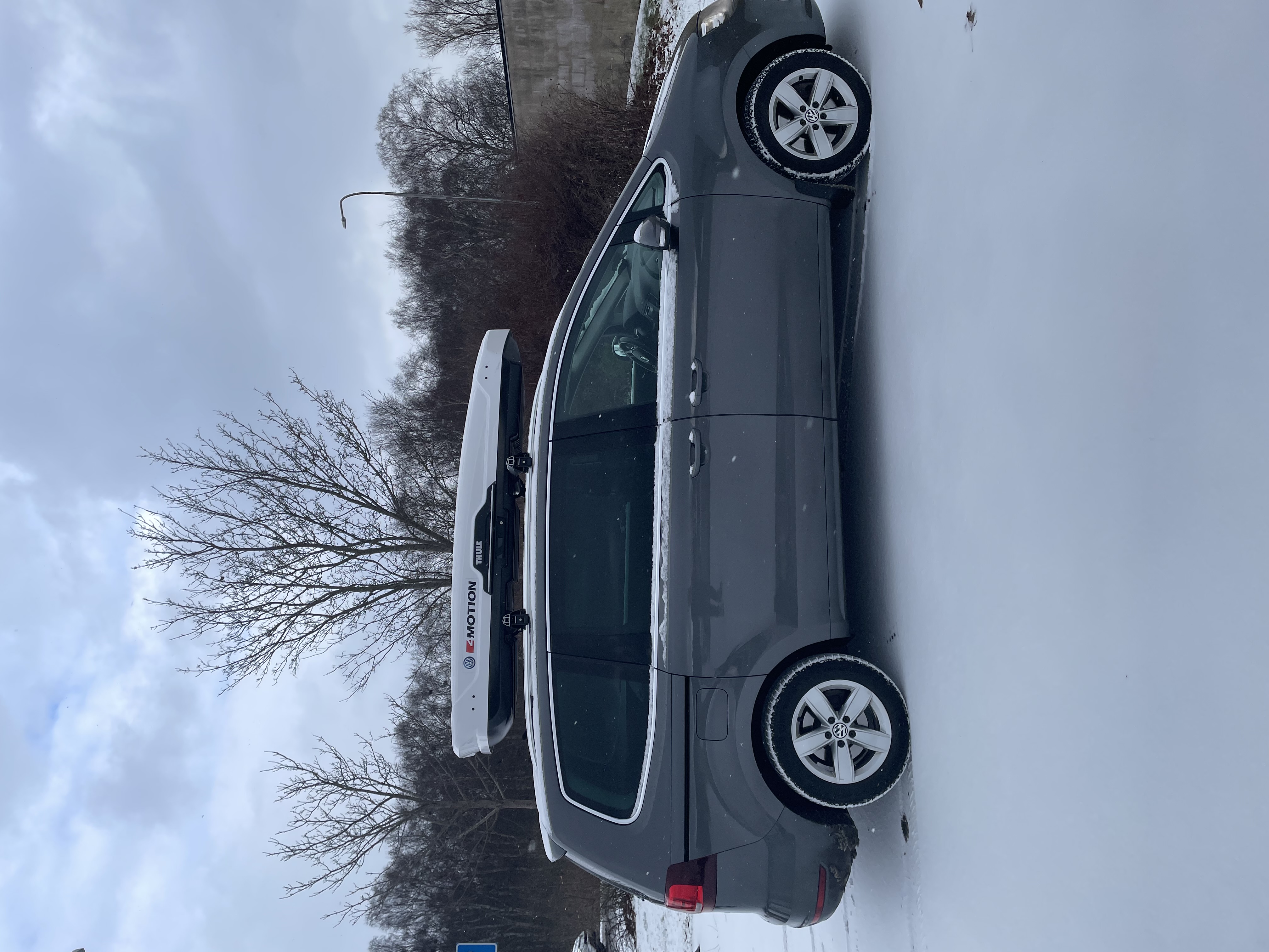 Thule motion xt alpine –  takbox (inkl. takräcke till vw sharan)