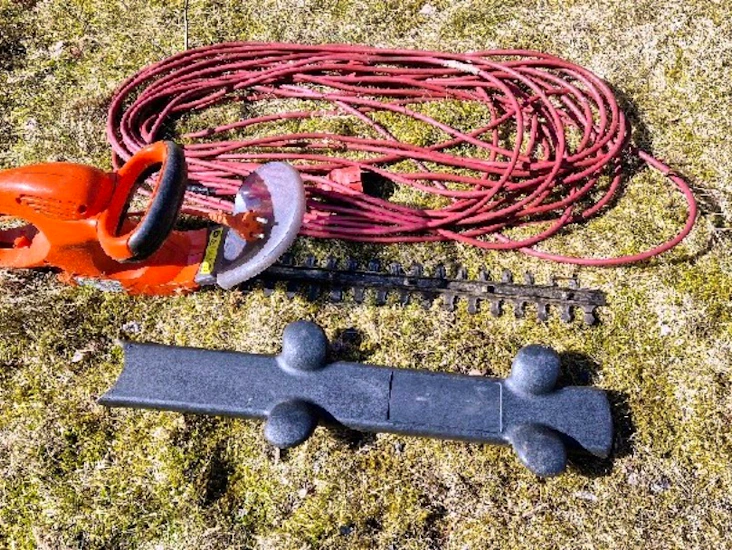 Elektrisk hekksaks inkl lang skjøteledning