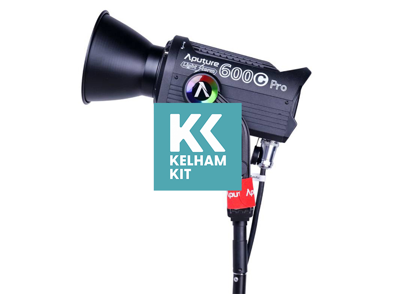 Aputure 600c kit