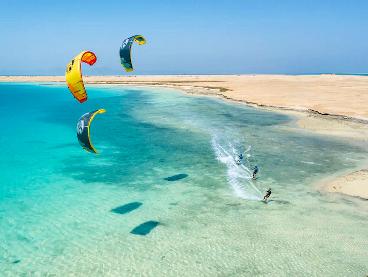 Cabrinha kite + harnet