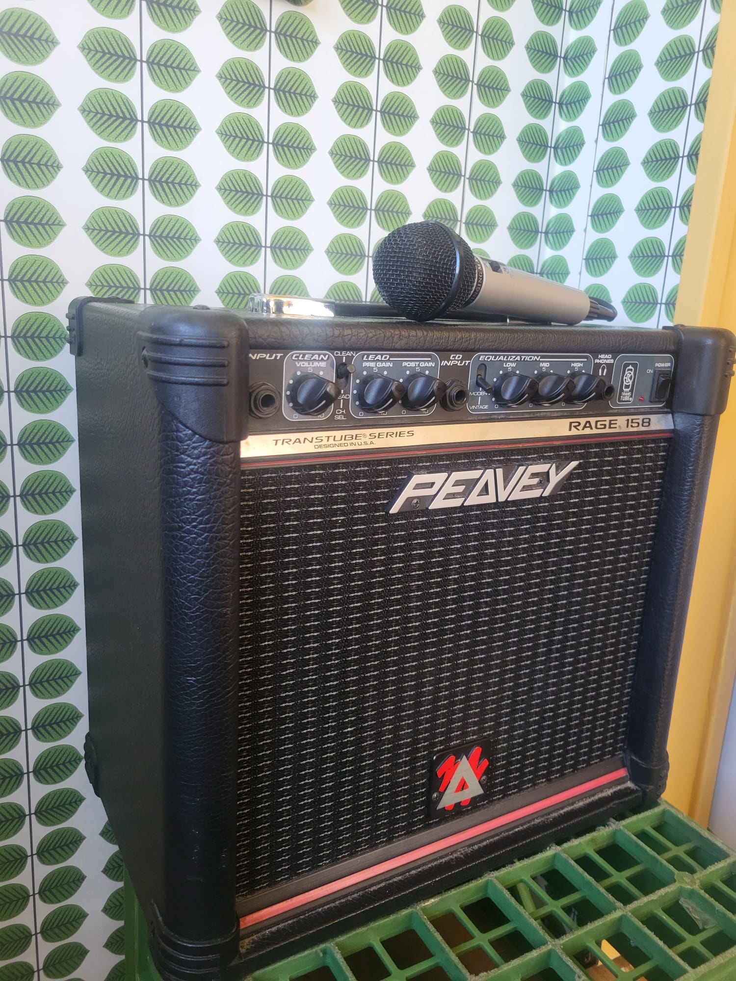 Peavey förstärkare pa med mikrofon