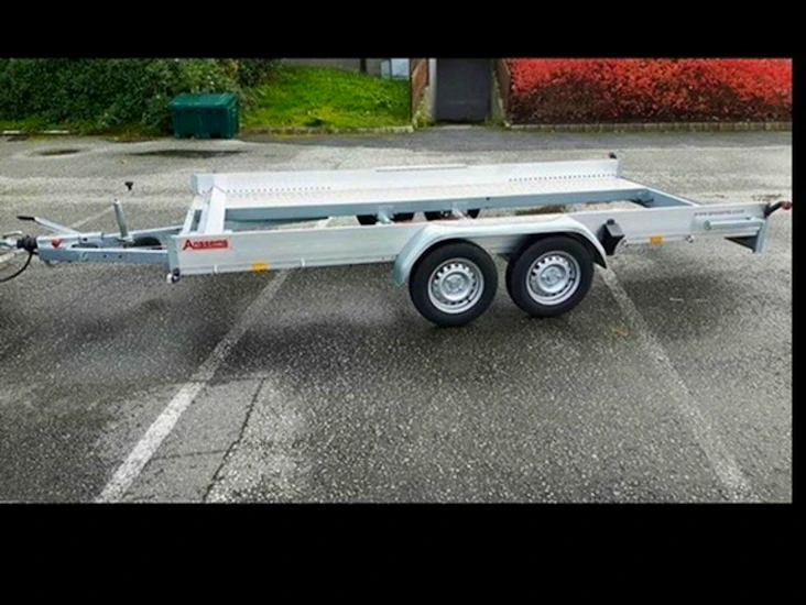 Biltransporter til leie kun 335 kg egenvekt