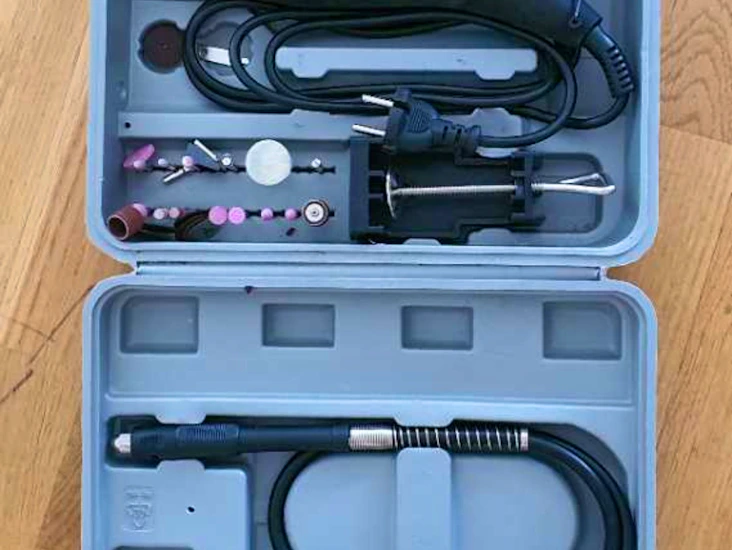 Multiverktyg / gravyrmaskin