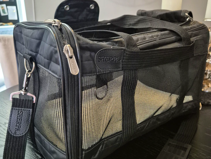 Sherpa m, flygodkjent, hund og katt