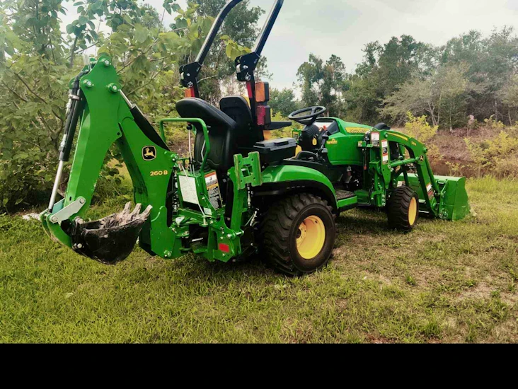 John deere tractor