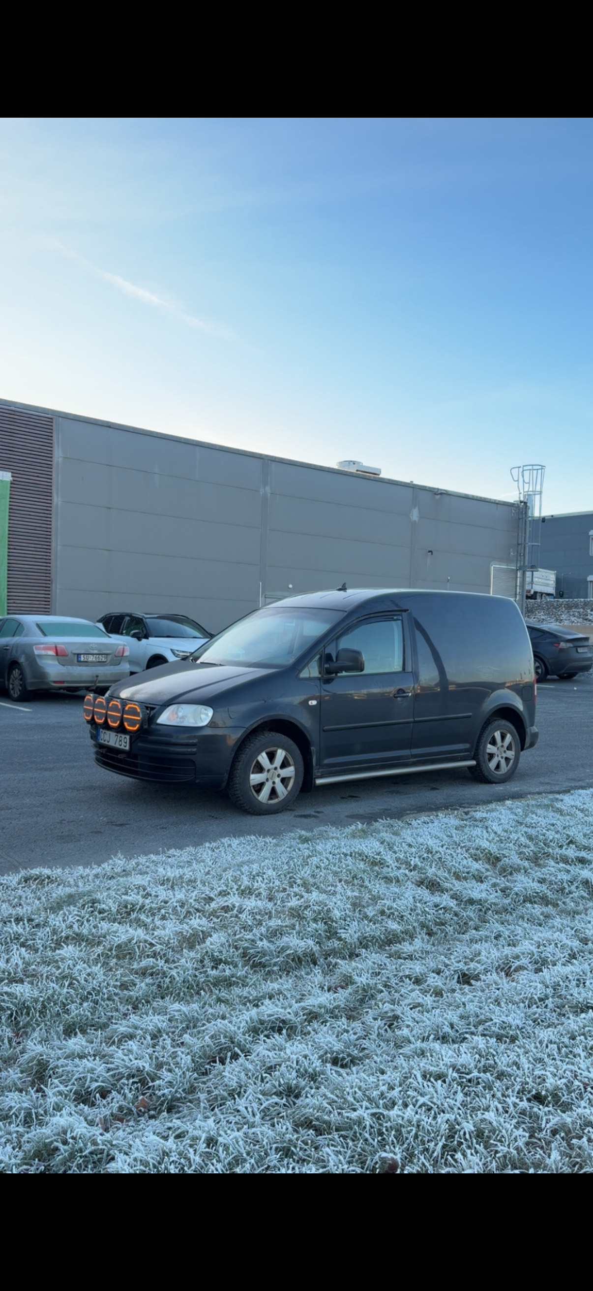 Caddy 2008 uthyres 