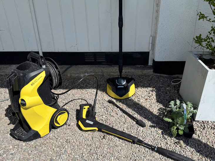Kärcher k5 högtryckstvätt + altan & skum