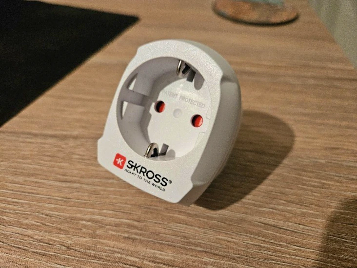 Matkasovitin uk, skross