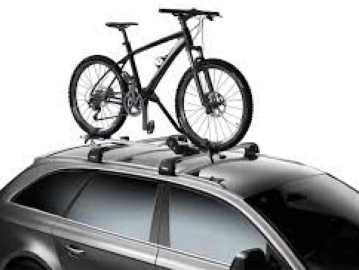 Thule takmonterad cykelhållare